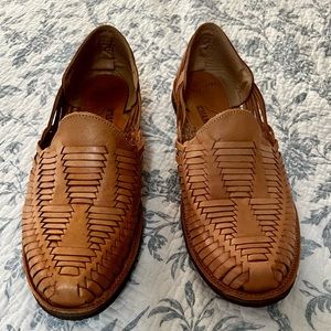 Chanukah Cancun Huaraches in Tan